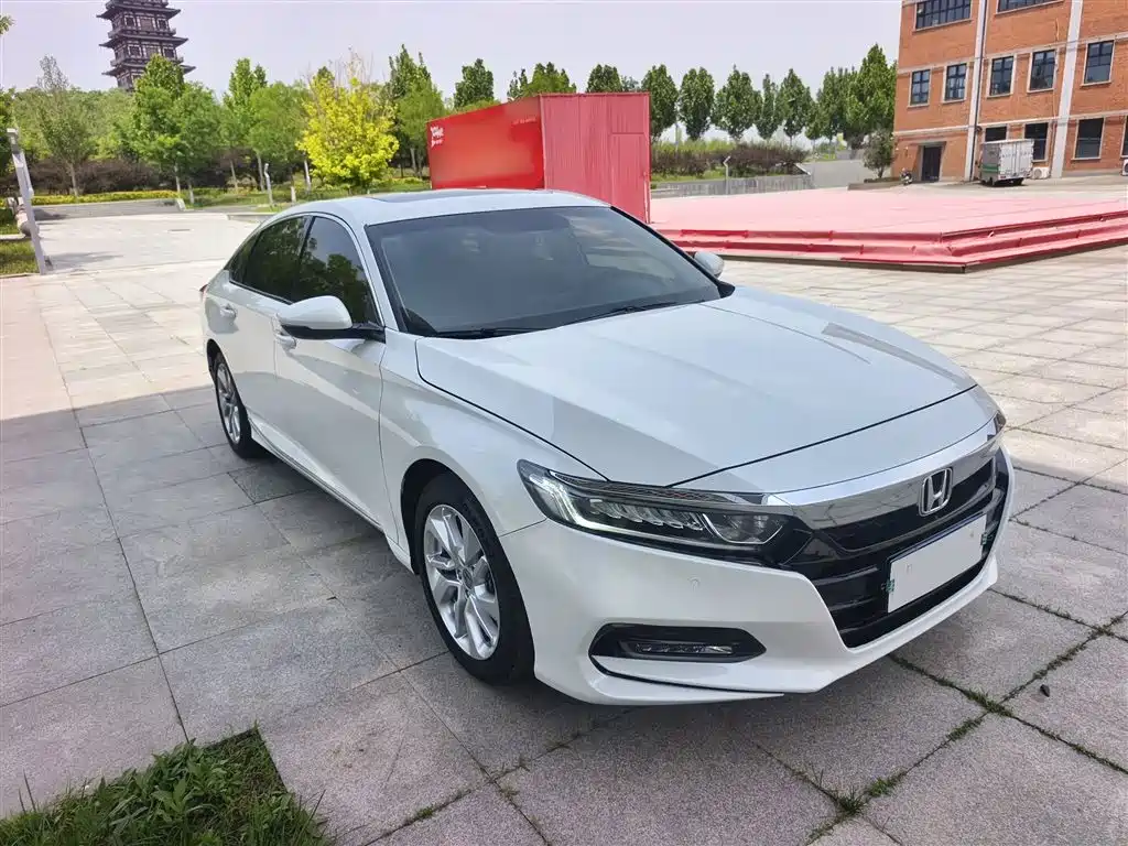 Honda Accord 2019 — фото 5