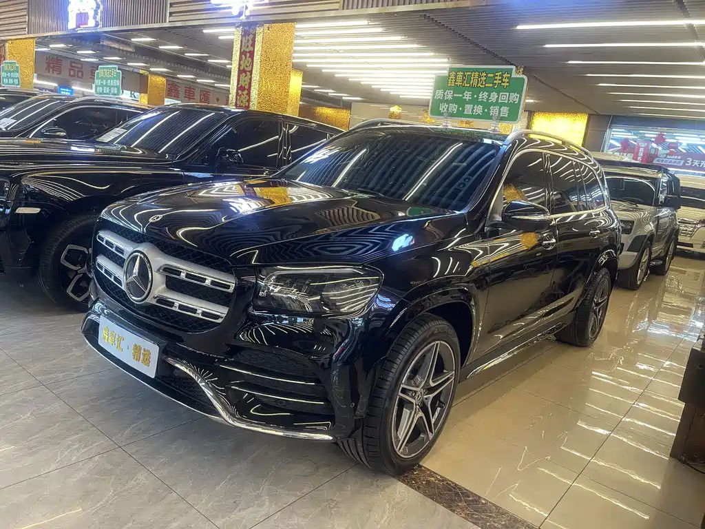 Mercedes-Benz GLS 2023 — фото 1