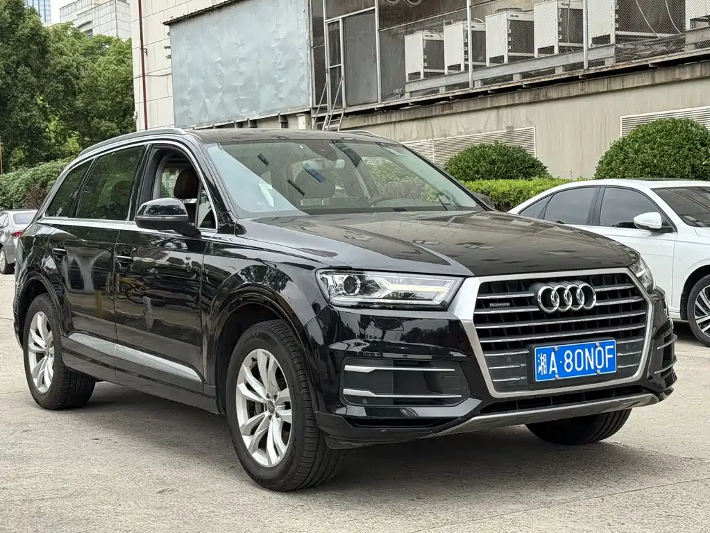 Audi Q7 2016 — фото 3