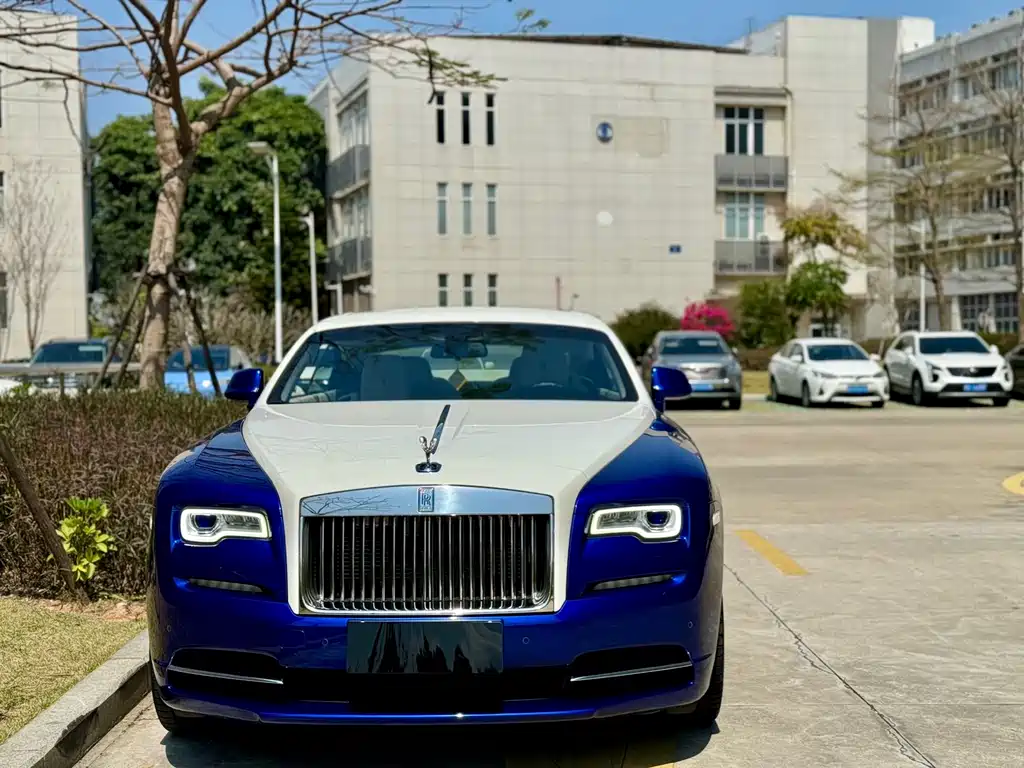 Rolls-Royce Wraith 2017 — фото 2