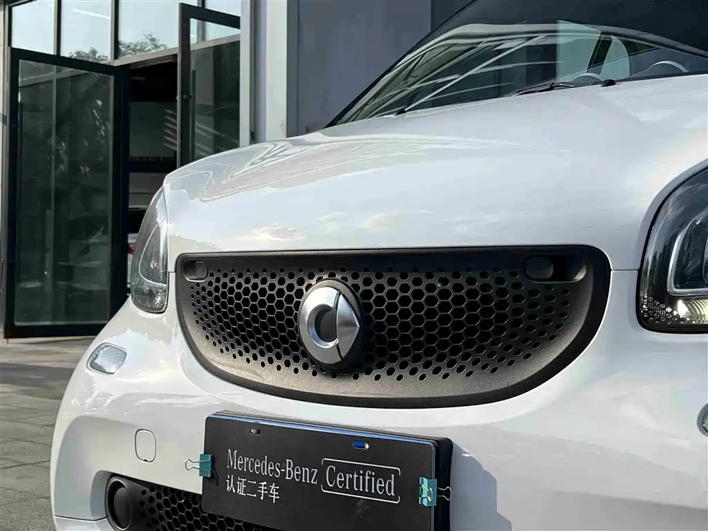 smart Fortwo 2017 — фото 6