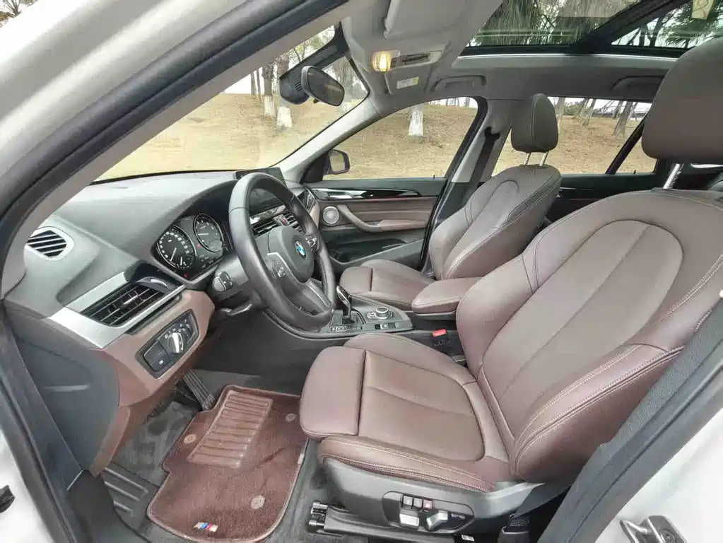 BMW X1 2021 — фото 11