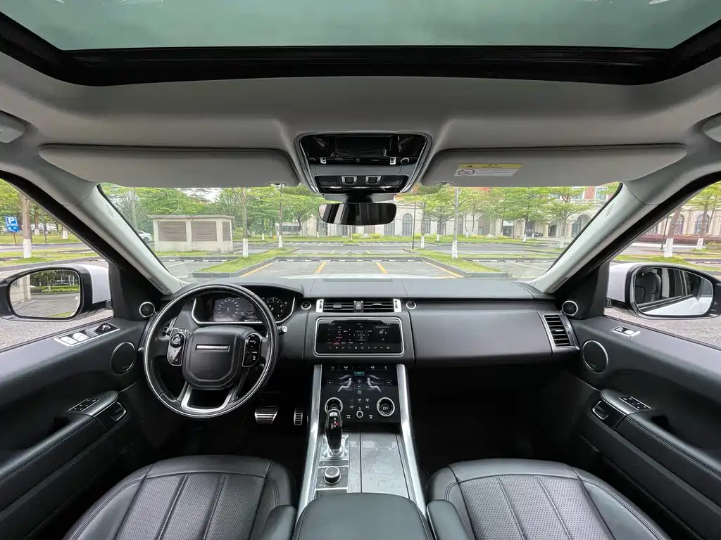 Land Rover Sport 2018 — фото 16