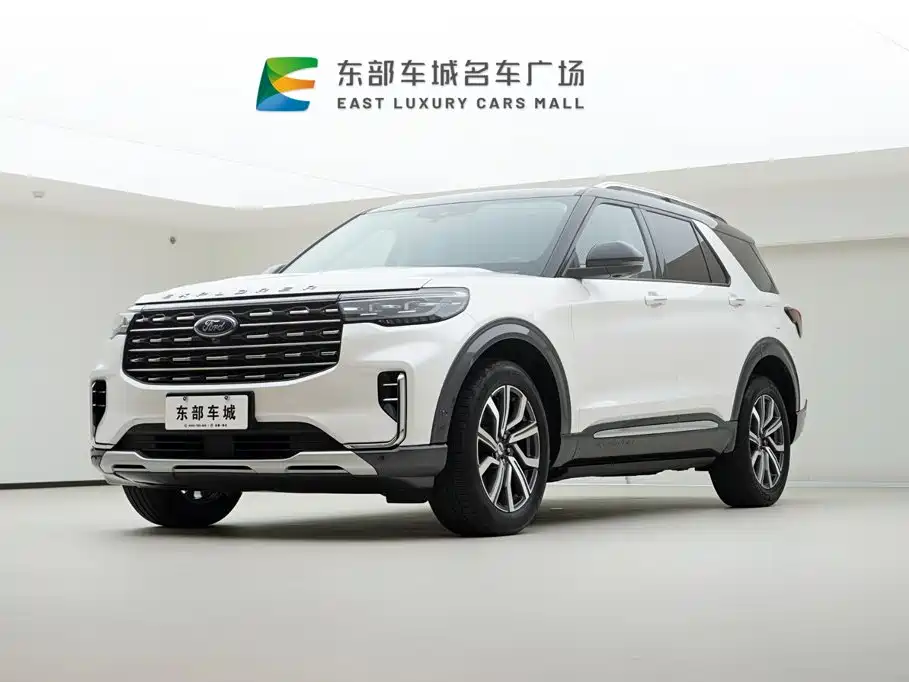Ford Explorer 2024 — фото 1