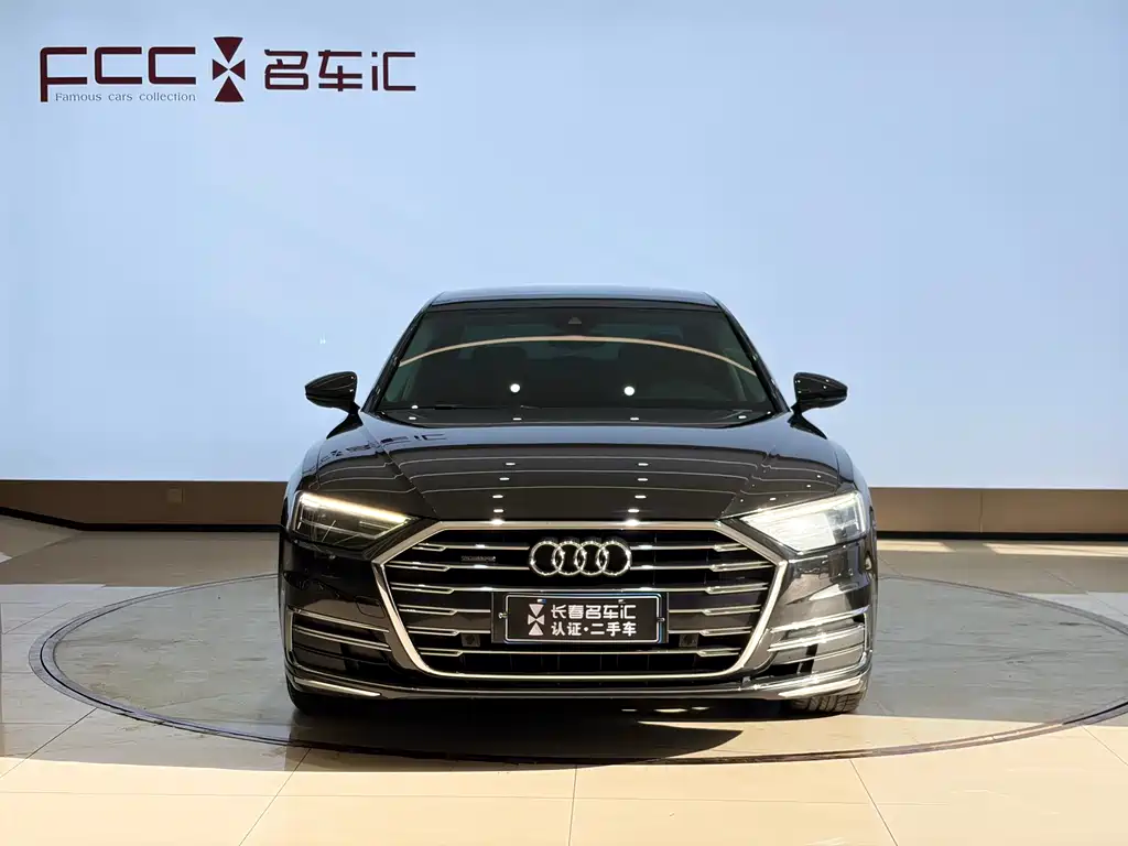 Audi A8 2021 — фото 2