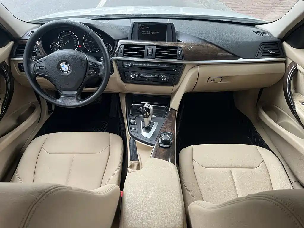 BMW 3 Series 2013 — фото 10