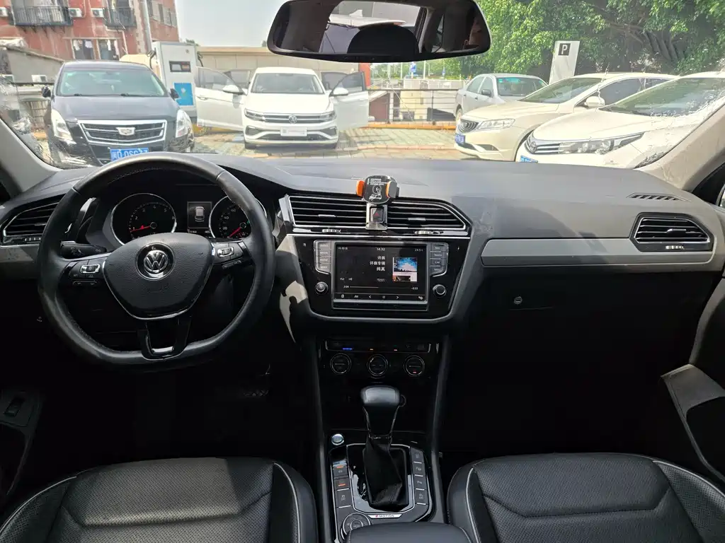 Volkswagen Tiguan L 2017