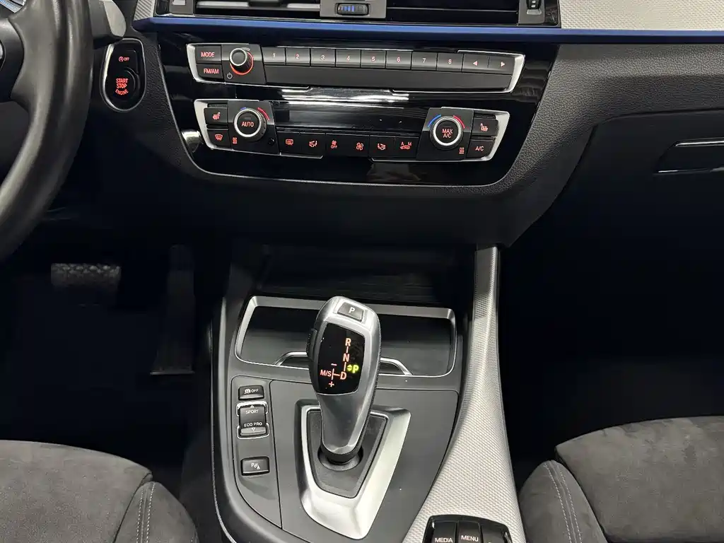 BMW 2 Series 2018 — фото 10