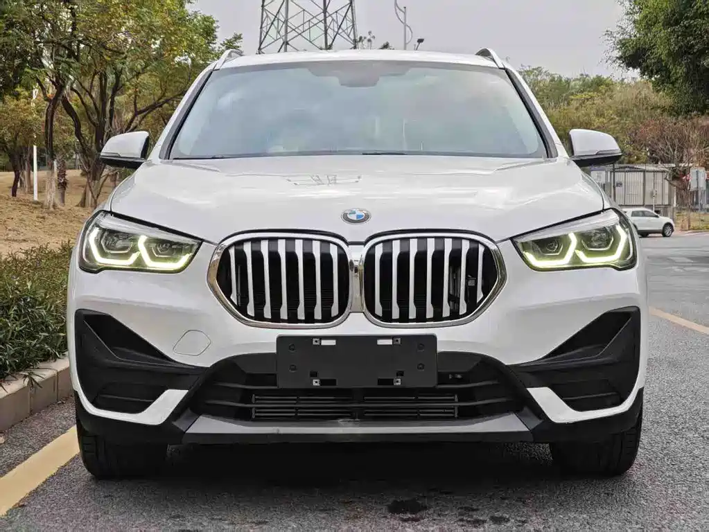 BMW X1 2021 — фото 2