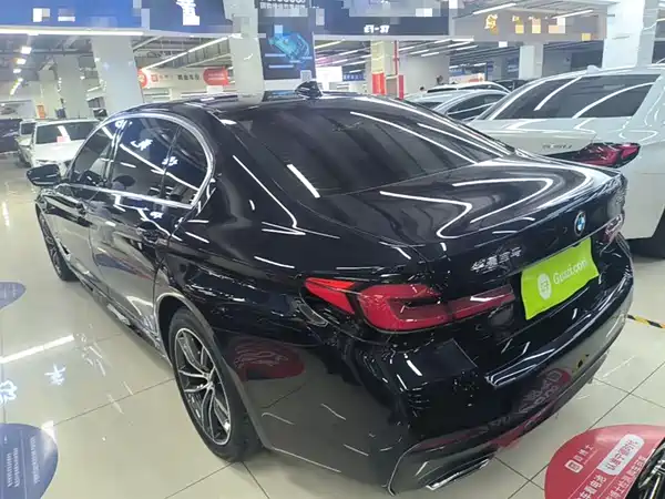 BMW 5 Series 2022