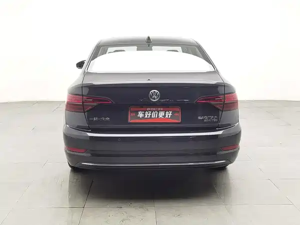 Volkswagen Sagitar 2020