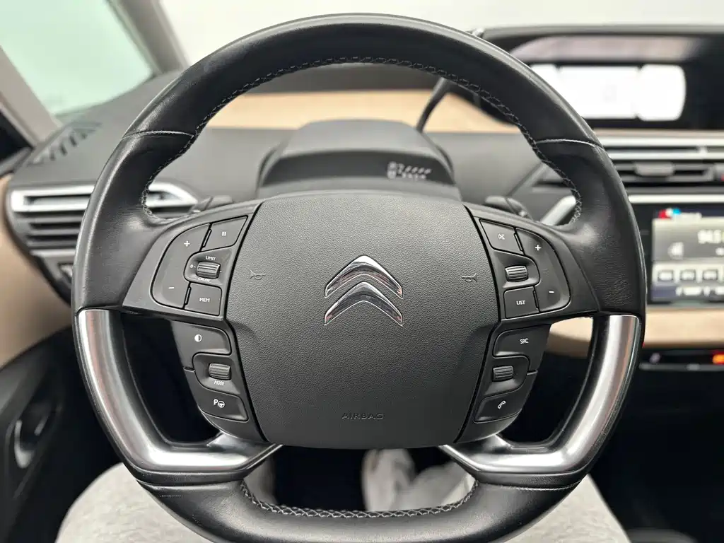 Citroen C4 Picasso 2016 — фото 23