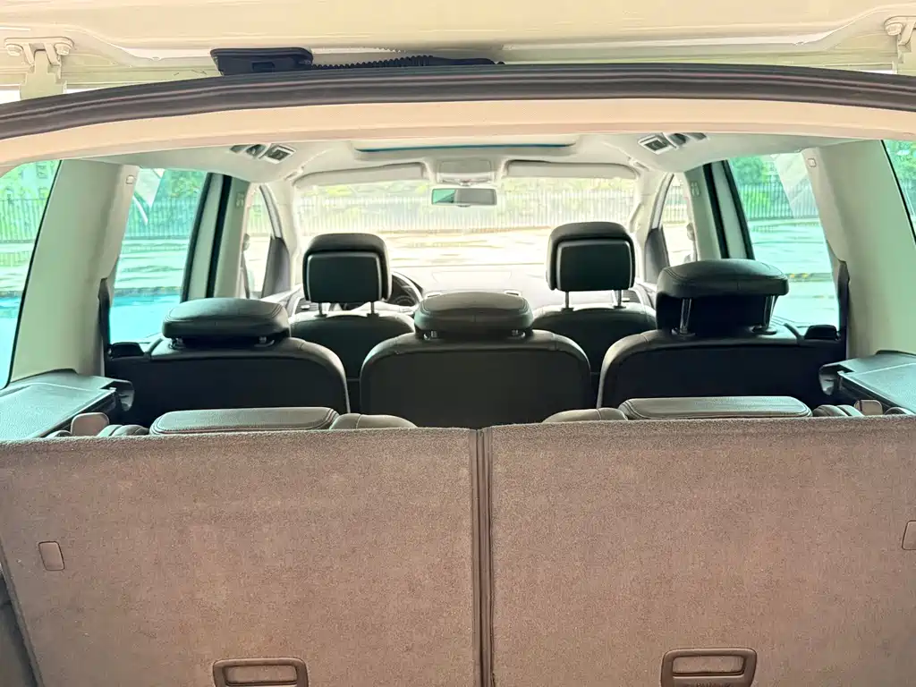 Volkswagen Sharan 2015 — фото 10