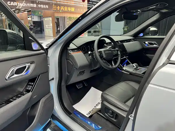 Land Rover Range Rover Velar 2024
