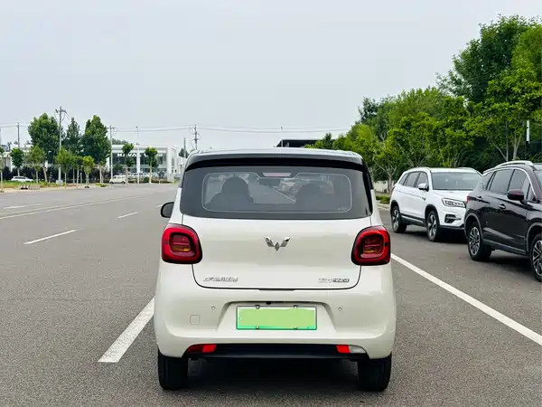 Wuling Hongguang MINIEV 2025