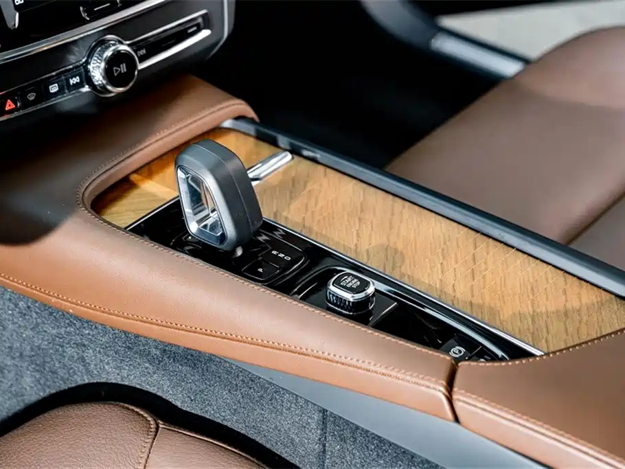 Volvo S90 2025 — фото 12