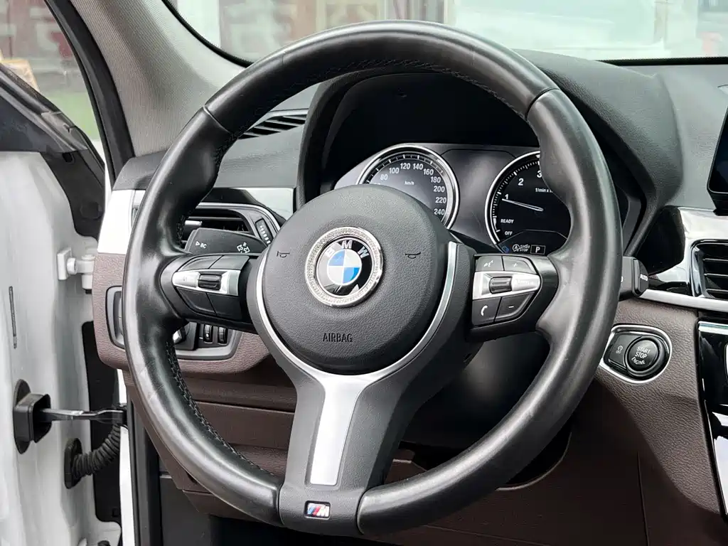 BMW X1 2020 — фото 14