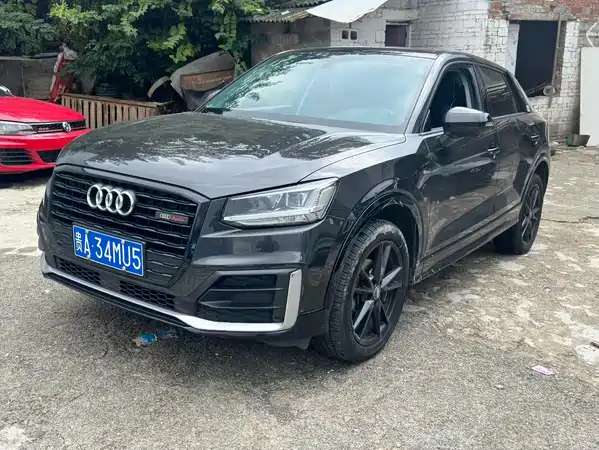 Audi Q2L 2019