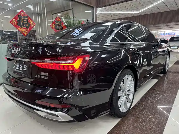 Audi A6L 2023