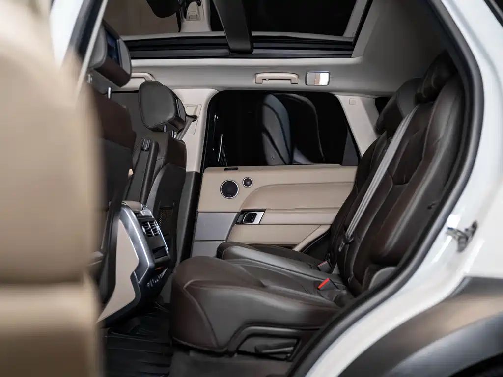 Land Rover Sport 2017 — фото 19