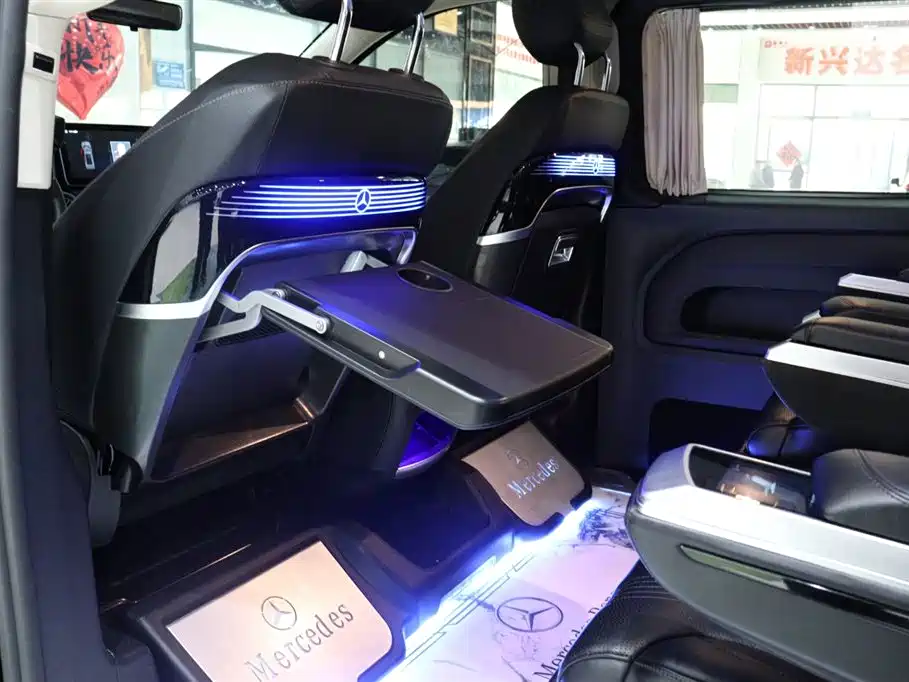 Mercedes-Benz Vito 2023 — фото 10