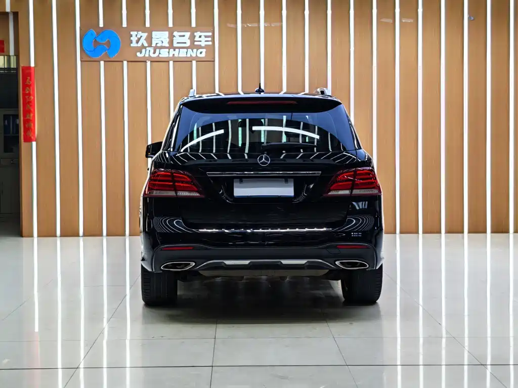 Mercedes-Benz GLE 2017 — фото 4