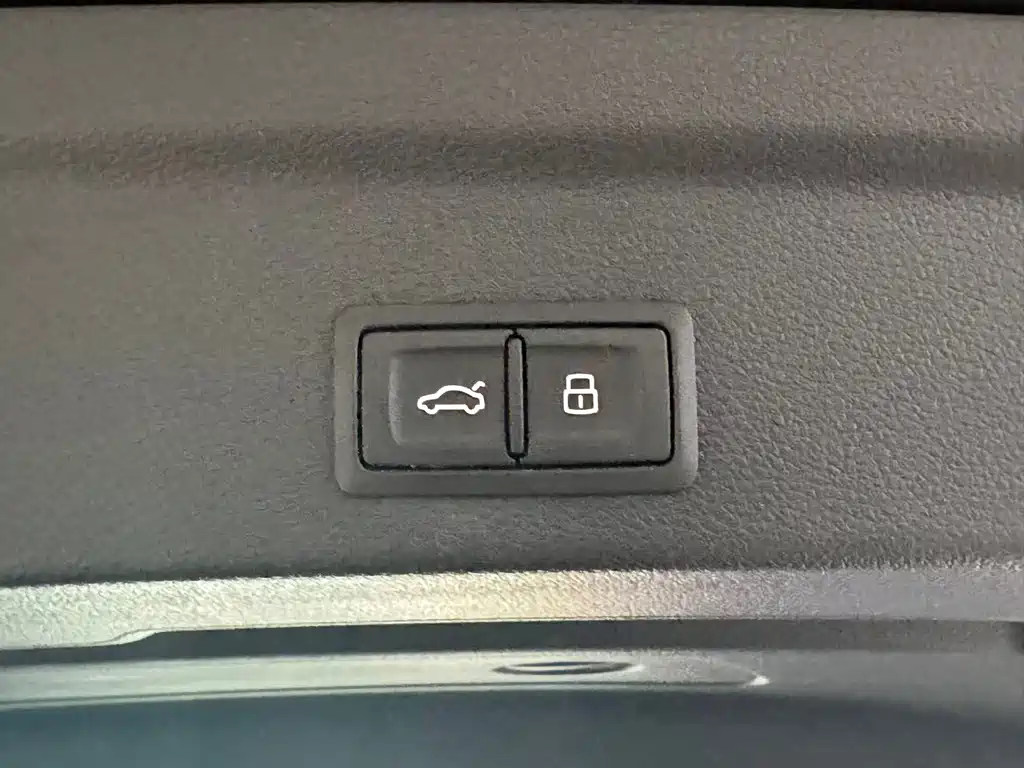 Audi Q3 Sportback 2022 — фото 8