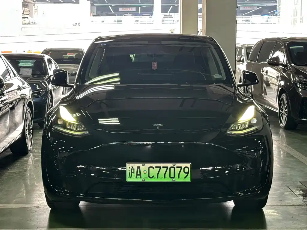 Tesla Model Y 2023 — фото 2