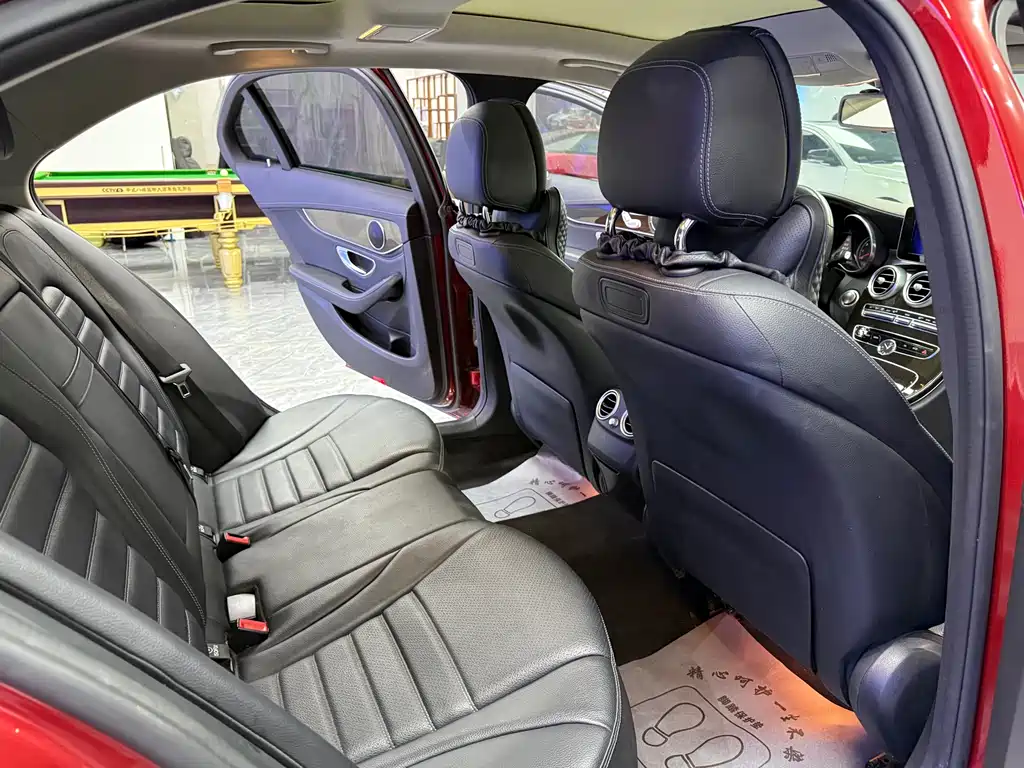 Mercedes-Benz C-Class 2018 — фото 9
