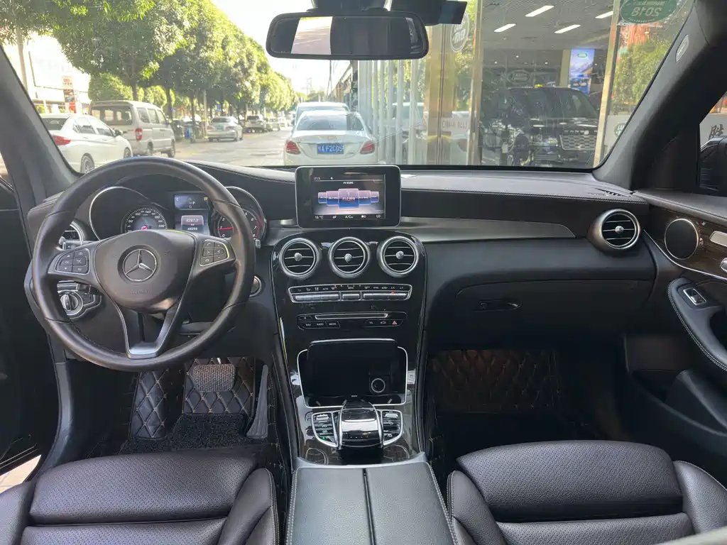 Mercedes-Benz GLC 2017