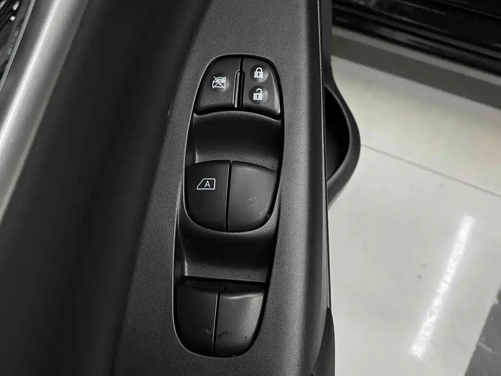 Nissan Sylphy 2024 — фото 22