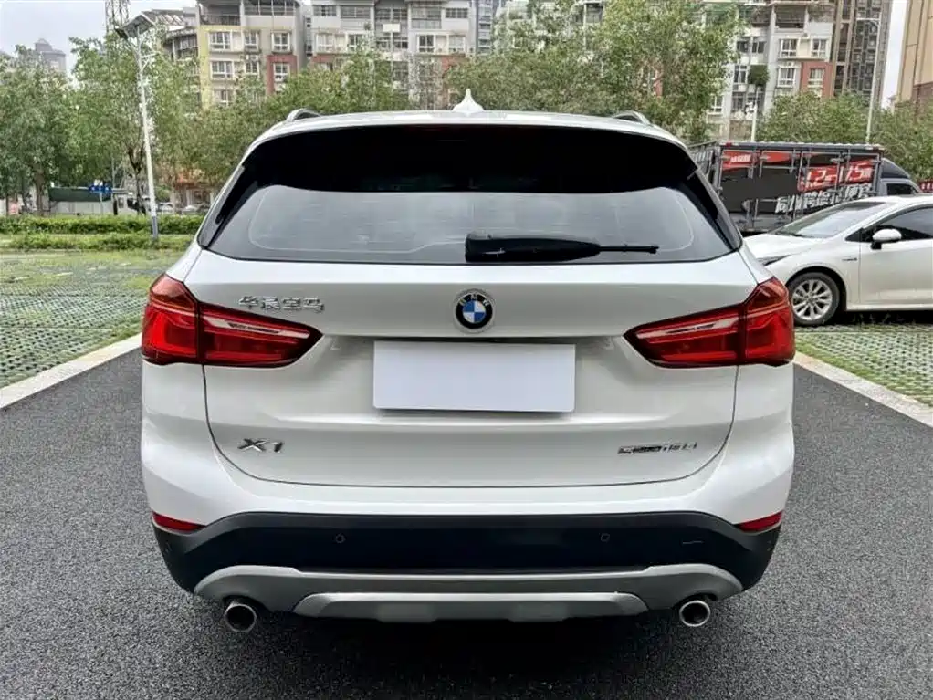 BMW X1 2019 — фото 8