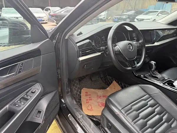 Volkswagen Passat 2019