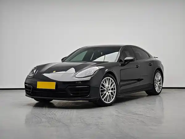 Porsche Panamera 2022