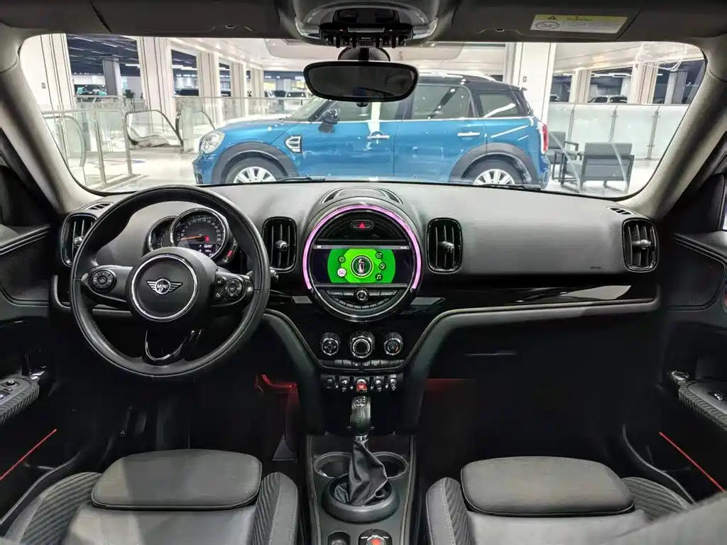 MINI Countryman 2019 — фото 15