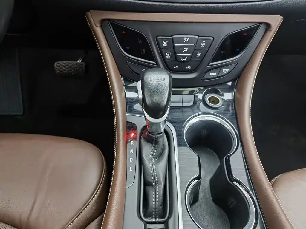 Buick Envision Plus 2021 — фото 13