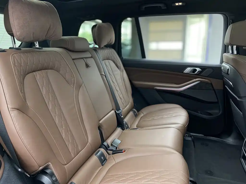 BMW X7 2023 — фото 10
