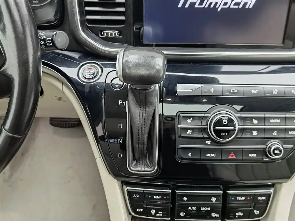 GAC Motor Trumpchi M8 2019 — фото 13