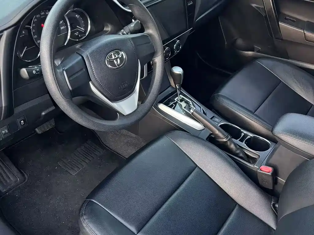 Toyota Corolla 2019 — фото 13