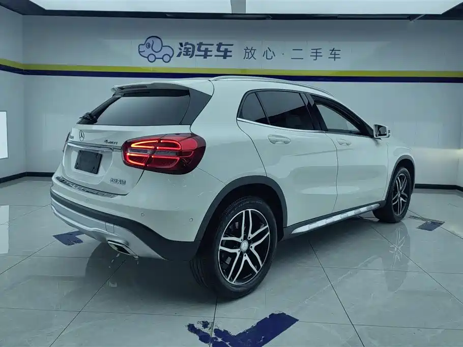 Mercedes-Benz GLA 2016 — фото 3