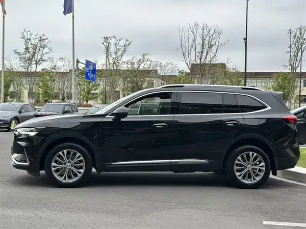 Buick Envision Plus 2023