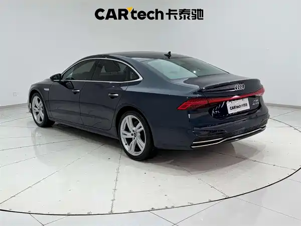 Audi A7L 2023
