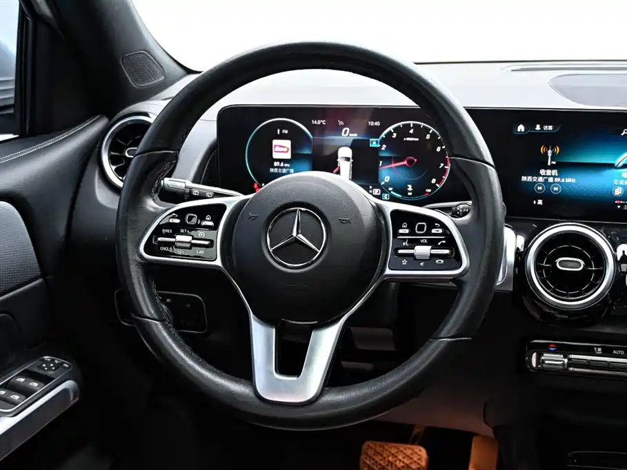 Mercedes-Benz GLB 2022 — фото 18