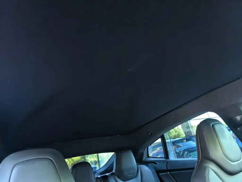 Tesla Model S 2019 — фото 21