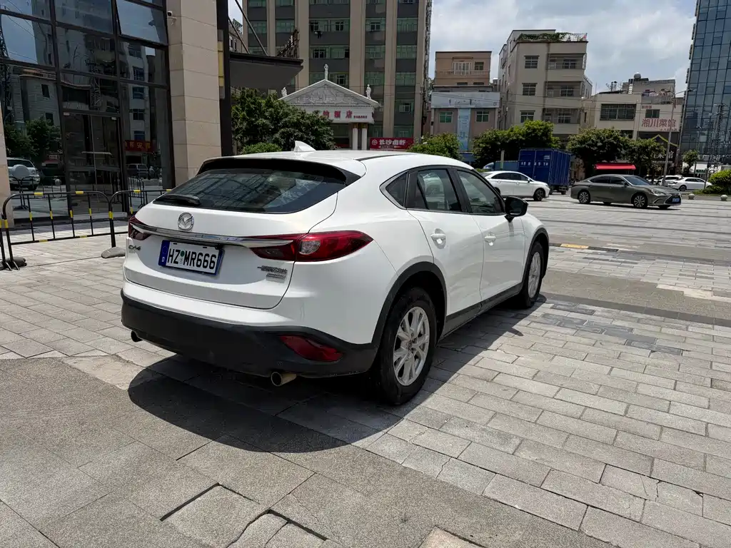 Mazda CX-4 2018