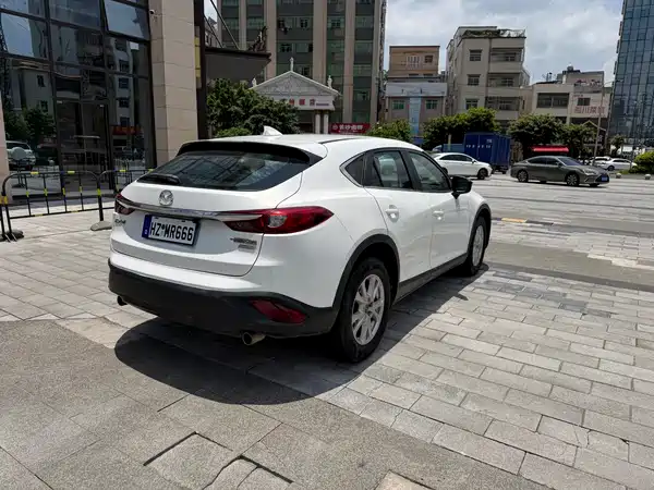 Mazda CX-4 2018