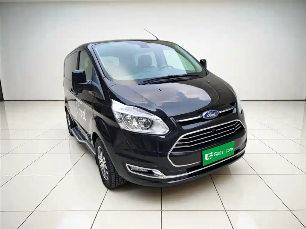 Ford Tourneo 2021 — фото 3