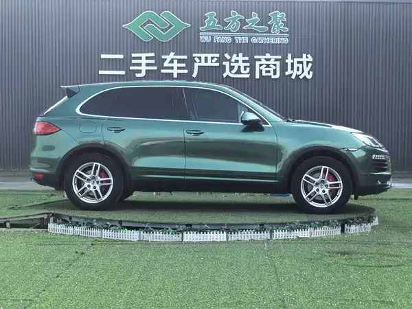 Porsche Cayenne 2011