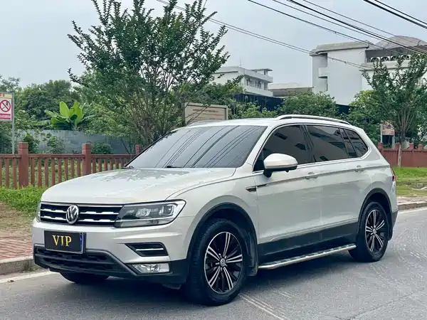 Volkswagen Tiguan L 2019