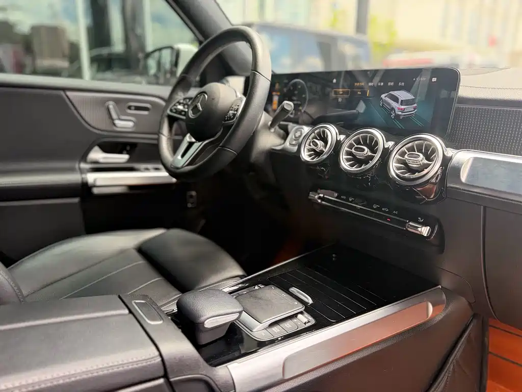 Mercedes-Benz GLB 2021 — фото 23